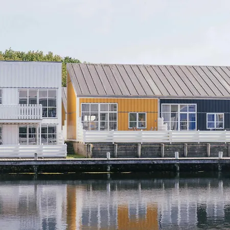 Dom wakacyjny Modern Harbor House In Oer With Terraces And View Ebeltoft